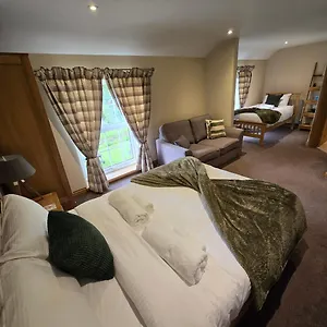  Inn The Star Inn, Weaverthorpe